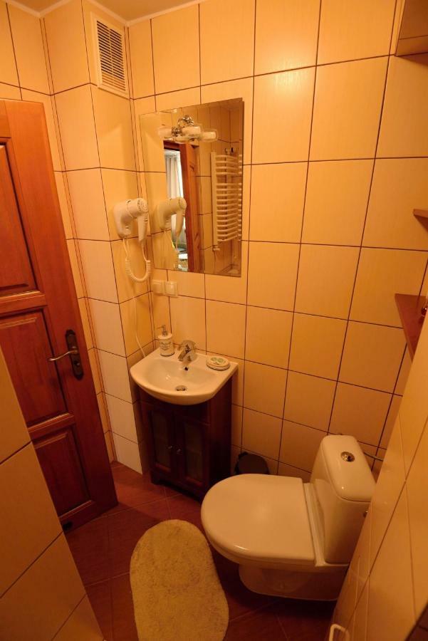 Apartament Columbus Ustrzyki Dolne Exterior photo